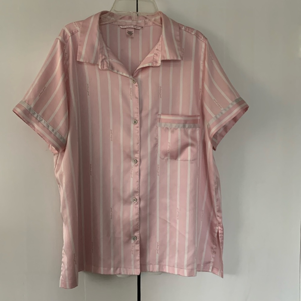 VICTORIA’S SECRET Pajama / Lounge Top Sz L